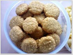 Bonda bonding sempena cuti awal sebalum raya. Resepi Biskut Nestum Susu Sukatan Cawan