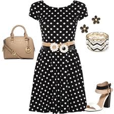 Black And White Polka Dot Dress With Red Shoes Pin By Ana Arroyo On Evening Outfits Polka Dot Dress Accessories White Polka Dot Dress White Dress Outfit