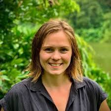 Taryn Scharf's Instagram, Twitter & Facebook