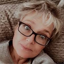 Jennifer Althouse's Instagram, Twitter & Facebook