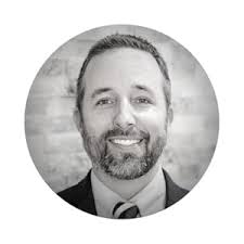 The Warrior Savior: A Theology of the Work of Christ: Strachan, Owen  Daniel: 9781629958057: Amazon.com: Books