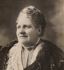 Elizabeth Weston's Instagram, Twitter & Facebook