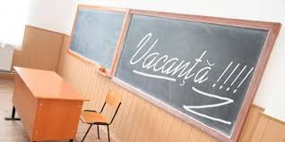 Elevii au doua vacante de. VacanÈ›Äƒ PaÈ™te 2018 Elevii Vor Sta In VacanÈ›Äƒ Mai Mult Cu O SÄƒptÄƒmanÄƒ Edu Ro A Publicat Structura Anului È™colar Antena 1