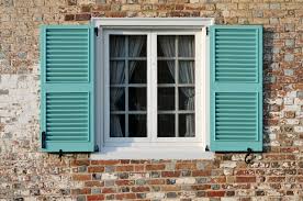 How to store hurricane shutters Best Hurricane Shutters 2021 How To Install Storm Shutters For Windows