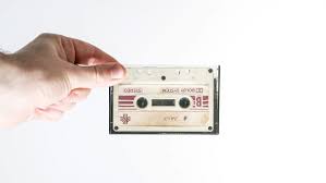 Musik juga dapat dikelompokan sesuai dengan kriteria lain, misalnya geografi. Mengenal Lebih Dalam Apa Itu Mixtape Wananow