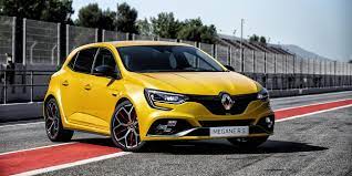 Der renault megane ist eine optische bereicherung der kompaktklasse. Megane R S Trophy Purer Fahrspass Renault Welt
