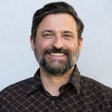 Ross Crump's Instagram, Twitter & Facebook