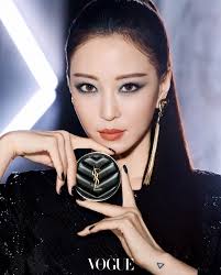 시선 사로잡는 빛나는 비주얼 '한예슬', 뉴 뷰티 화보 공개