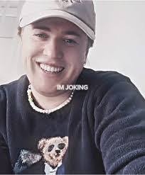 Darius Hughes's Instagram, Twitter & Facebook