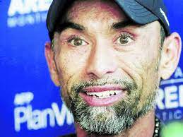 Marcelo rios is a capricorn and was born in the year of the rabbit life. El Chino Rios Lo Logro Hace Cuatro Anos Que No Tomo Alcohol
