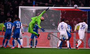 The official juventus website with the latest news, full information on teams, matches, the allianz stadium and the club. Lion Yuventus 1 0 Video I Obzor Matcha 26 02 Liga Chempionov Na Ua Futbol á‰ Ua Futbol
