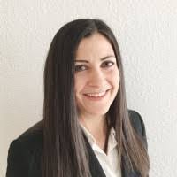 Kristen Poulos's Instagram, Twitter & Facebook