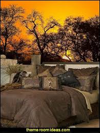 Living room in african style. African Safari Bedroom Decorating Ideas African Safari Decor Wild Animal Safari Theme Bedrooms African Themed Bedroom Ideas Safari Bedding Animal Bedding Safari Murals
