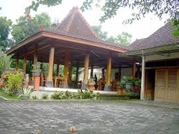 Rumah adat jawa terbagi menjadi rumah adat dari jawa tengah dan jawa timur. Traditionelle Hauser In Ost Java Die Einzigartigkeit Und Besonderheiten Und Bilder