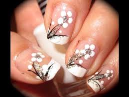 Todo sobre la manicura italiana mis uñas decoradas. Unas Con Flores Bonitos Disenos Florales Para Tus Unas Unas Pintadas