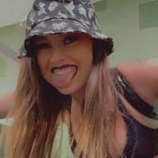 Stream Mia Smith music