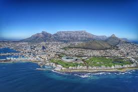 Berühmt ist kapstadt unter anderem durch sein wahrzeichen, den tafelberg. Kapstadt Von Oben Mit Cape Town Helicopters Frontrowsociety The Magazine