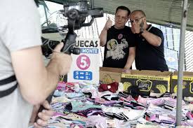 Depois de tirar toda sujeira e oleosidade dos cabelos, é sempre bom fazer uma hidratação reforçada para não deixar os fios ressecados, o que é muito comum depois da aplicação do cosmético. Fernando Rocha Perde Peso E Ganha Cabelo Em Meio Ano