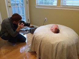 How To Shoot Newborn Photos Indoors Using Natural Light Newborn Photography Boy Diy Newborn Photography Newborn Photos