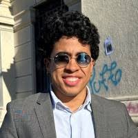 30+ "Lloyd Perkins" profiles