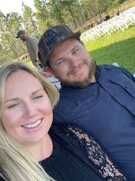 whiskinibikinis 💙