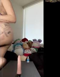 Hannababyxx Reaches Orgasm With Her Fingers | PimpBunny