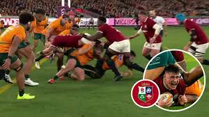 Delsbigworld tits she came up to me outside to pass me the