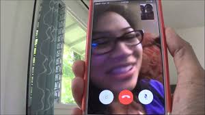 Many women tell their parents and other family members first, and benefit from the support network this creates. Long Distance Pregnancy Announcement Youtube