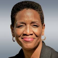 Shari Mcdaniel's Instagram, Twitter & Facebook