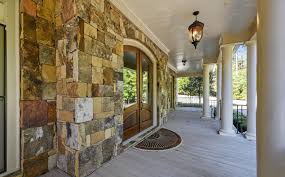 I have been loving all the pictures of everyone's fall decor and thought i would post a few pictures of our front porch. Front Porch Ideas Porch Decorating Design Ideas