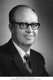 Daniel L “Dan” Gordon Jr. (1919-2012)