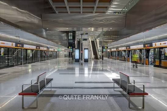 𝐃𝐢𝐝 𝐲𝐨𝐮 𝐤𝐧𝐨𝐰? 𝑪𝒂𝒍𝒅𝒆𝒄𝒐𝒕𝒕 𝑴𝑹𝑻 𝑺𝒕𝒂𝒕𝒊𝒐𝒏 on the Thomson-East Coast Line features an 𝑿-𝒔𝒉𝒂𝒑𝒆𝒅 𝒔𝒕𝒓𝒖𝒄𝒕𝒖𝒓𝒂𝒍 𝒅𝒆𝒔𝒊𝒈𝒏 that isn't just for aesthetics—it helps support the station deep underground. The station is ...