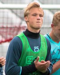 His height is 187 cm and weight is 83 kg (body type normal). Kasper Dolberg Fifa Football Gaming Wiki Fandom