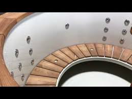Luxurioses Badezuber Mit Integriertem Ofen 1 8 M Aus Kunststoff Mit Holzoberflache Kubil Mit Massagen In Den Wanden Und Banken Hot Tub Tub Whirlpool