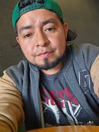 Vendo reloj Hamilton cronógrafo automático Línea Jazzmaster auto chrono  Referencia H326160 Calibre H-21 Caja de acero de 42mm Cristal de zafiro  Maquinaria expuesta Con tarjeta y estuche El reloj es usado pero