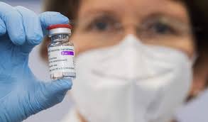 A ricevere il vaccino astrazeneca sono stati circa 300 professionisti, mentre nei prossimi giorni proseguiranno le inoculazioni alla categoria fino a coinvolgere circa 8.000 interessati. Lombardia Stop Alla Prima Dose Con Astrazeneca Da Domani Solo Pfizier E Moderna