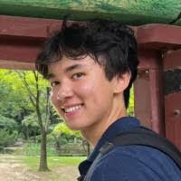 Alex Kuck's Instagram, Twitter & Facebook