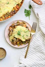 Cozy Vegan Shepherd S Pie Hummusapien Recipe Vegetarian Recipes Healthy Vegetarian Recipes Healthy Vegetarian Meal Plan