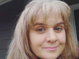 Barbara Dollarhide's Instagram, Twitter & Facebook