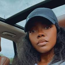 Stacy Renee's Instagram, Twitter & Facebook