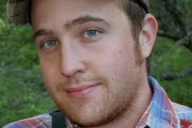 Man wakes up from nap along North Shore trail to find bear hovering over  him