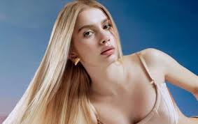 Yaşar "Ay qonşu"ya klip çəkdirir