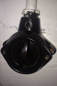 Schakelaar Van Bakeliet Je Moest De Knop Om Draaien Om Het Licht Aan Of Uit Te Doen Ik Heb Hem Een Paar Jaar Geleden Kindheit Kindheitserinnerungen Nostalgie