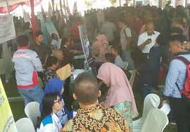 Bangun infrastruktur lng di kilang cilacap, pertamina siapkan rp 2,1 triliun. Sediakan 2 117 Loker Job Fair Di Tuban Diserbu Ribuan Pelamar Kerja Bangsa Online Cepat Lugas Dan Akurat