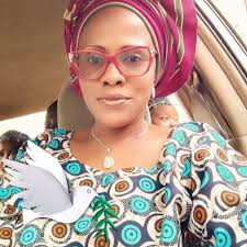 What does it mean to dream about not wearing shoes in the market and  looking for shoes to buy?