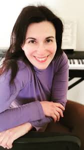 La Musicoterapia desde sus múltiples abordajes propicia espacios para el  bienestar, el desarrollo personal, el autoconocimiento, la autoexpresión,  el vínculo y mucho más. Ya tuviste alguna experiencia ...