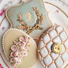 Cookie Decorating Classes Taught By Amber Spiegel Of Sweetambs Beautiful Cookies Cookie Decorating Sugar Cookies Decorated