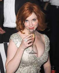 She couldn't help but smile as she saw him through the glass windows. Polubienia 591 Komentarze 0 Fansofchristinahendricks Candidsofchristinahendricks Na Instagramie You Can Be G In 2021 Christina Hendricks Lady Nice Dresses