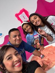 Before the day ends I wanted to wish my love a happy birthday !! Happy  Birthday day Deborah Serrano-Martinez, thanks for letting me tag along for  your birthday weekend!!I had blast.