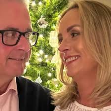 Donna Buckley (@BuckleyDonna)